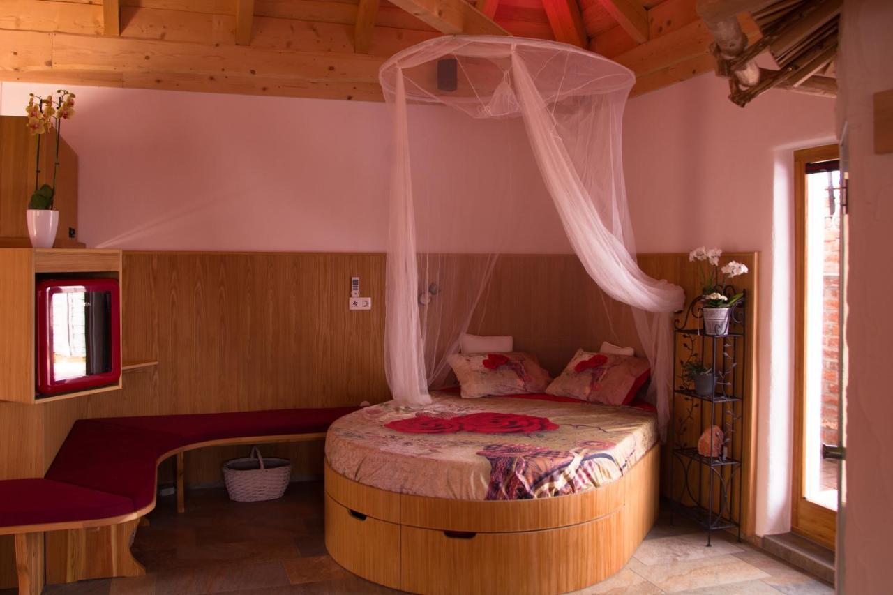 Secret Wellness Apartment Bodonci ภายนอก รูปภาพ