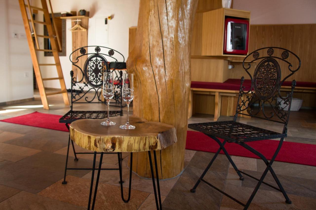 Secret Wellness Apartment Bodonci ภายนอก รูปภาพ